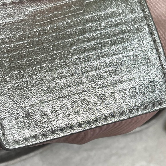 Vintage Coach Ashley White Silver Leather Convertible Crossbody Shoulder Handbag - Picture 12 of 15